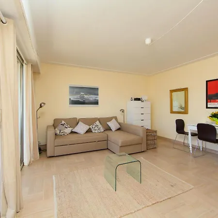 Appartement Studio Le Bastion *